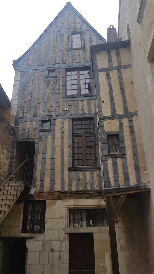 Appartement Dans Immeuble 15 Eme Siecles Vieux Tours Exterior photo